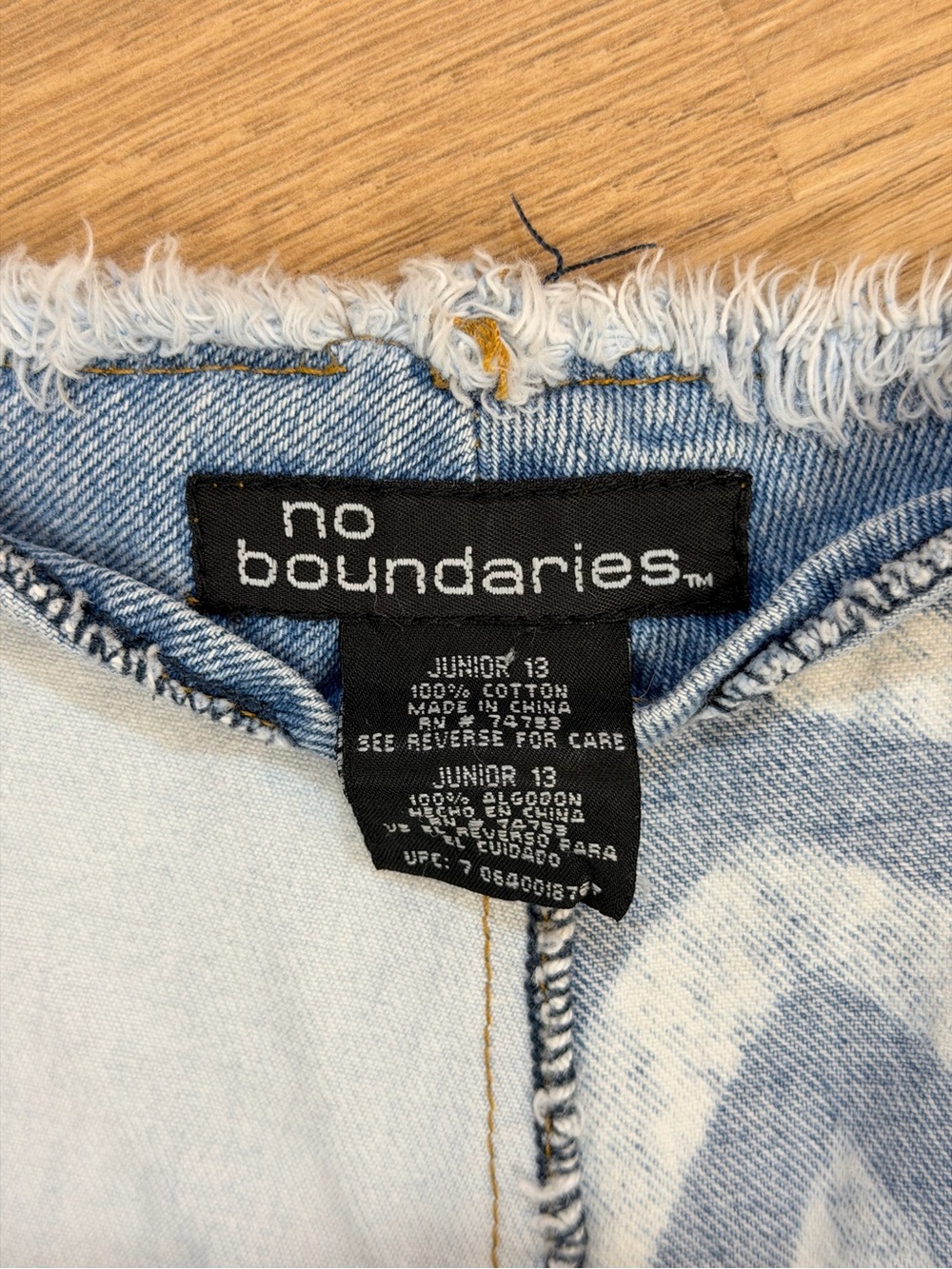No Boundaries Patchwork Y2K Jeans - Picture 2 of 7